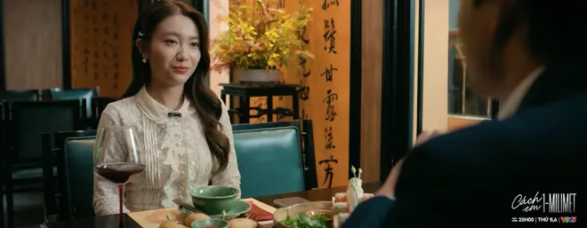 C&aacute;ch em 1 milimet - Tập 31: T&uacute; ngả b&agrave;i với Hiếu, Thư "ống bơ" đi xem mắt - Ảnh 3.