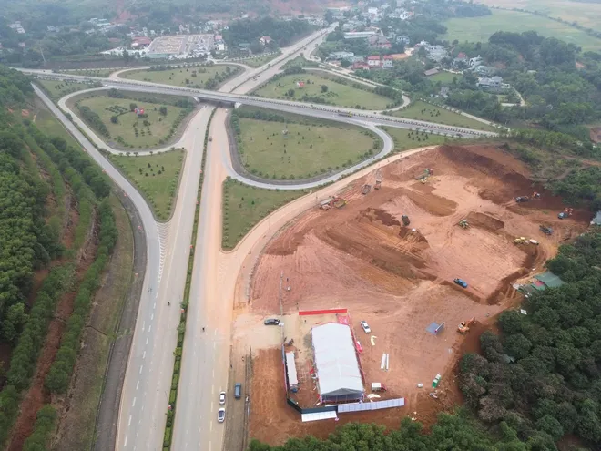 Tuy&ecirc;n Quang đồng loạt khởi c&ocirc;ng c&aacute;c c&ocirc;ng tr&igrave;nh trọng điểm ch&agrave;o mừng Đại hội XIV của Đảng - Ảnh 6.