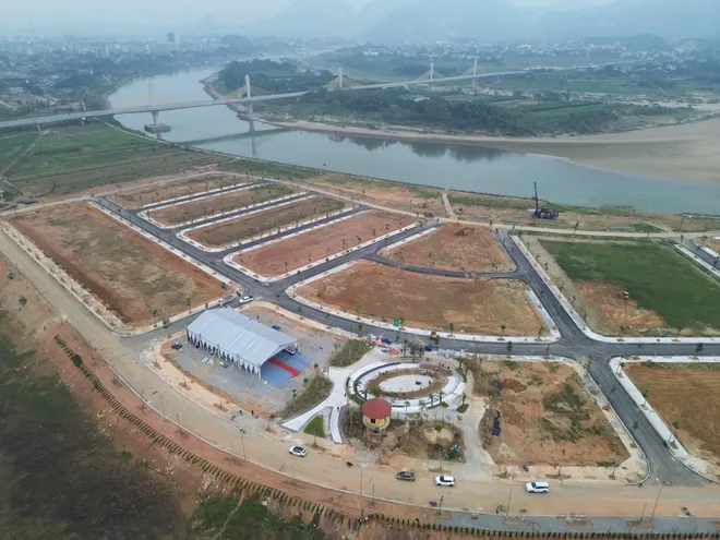 Tuy&ecirc;n Quang đồng loạt khởi c&ocirc;ng c&aacute;c c&ocirc;ng tr&igrave;nh trọng điểm ch&agrave;o mừng Đại hội XIV của Đảng - Ảnh 3.