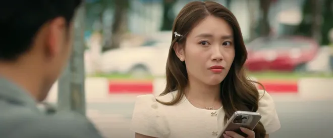 C&aacute;ch em 1 milimet - Tập 31: "Trai đểu" Hiếu cho&aacute;ng v&aacute;ng khi biết người đ&agrave;n &ocirc;ng trong l&ograve;ng T&uacute;- Ảnh 2.