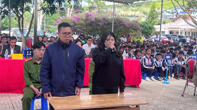 L&acirc;m Đồng: Phi&ecirc;n t&ograve;a giả định cảnh tỉnh bạo lực học đường- Ảnh 2.