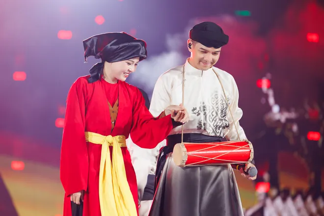 Hơn 50 nghệ sĩ ch&aacute;y tại Y Concert - Ảnh 12.