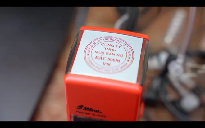 Khởi tố 20 đối tượng trong vụ cưỡng đoạt t&agrave;i sản n&uacute;p b&oacute;ng c&ocirc;ng ty mua b&aacute;n nợ - Ảnh 3.