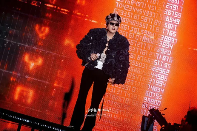 Năm 2025 thuộc về BLACKPINK v&agrave; G-Dragon, BTS bị ho&atilde;n đến năm 2026 - Ảnh 2.