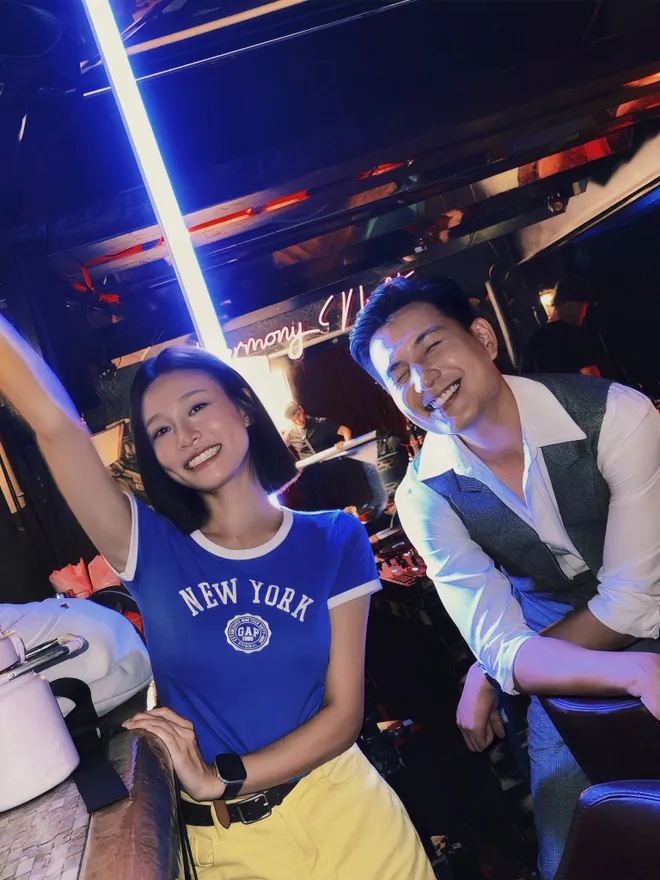 C&aacute;ch em 1 milimet: Cặp đ&ocirc;i m&aacute; l&uacute;m được 'đẩy thuyền' nhất phim - Ảnh 3.