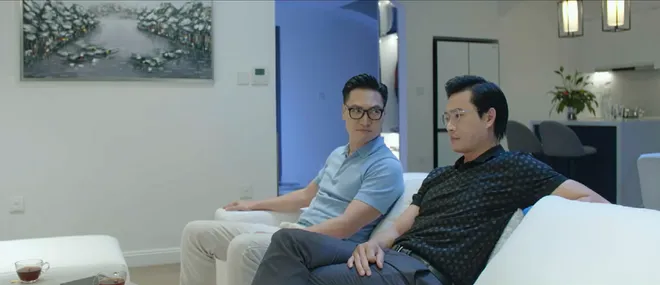 Lằn ranh - Tập 38: Nguyệt vừa khóc vừa bóc thùng tiền hối lộ - Ảnh 5.