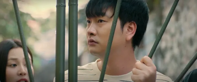 C&aacute;ch em 1 milimet - Tập 34: Thư "ống bơ" muốn như Viễn - th&agrave; độc th&acirc;n c&ograve;n hơn lấy người m&igrave;nh kh&ocirc;ng y&ecirc;u - Ảnh 4.