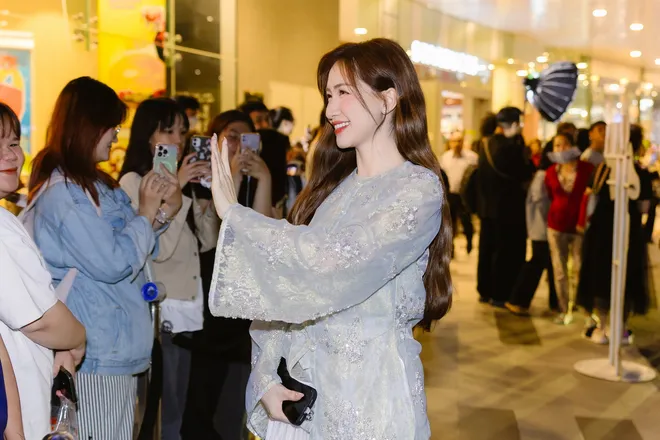 Trấn Thành, Trường Giang ủng hộ Thu Trang với phim ra mắt dịp Tết dương lịch 2026- Ảnh 2. Trấn Thành, Trường Giang ủng hộ Thu Trang với phim ra mắt dịp Tết dương lịch 2026- Ảnh 2.