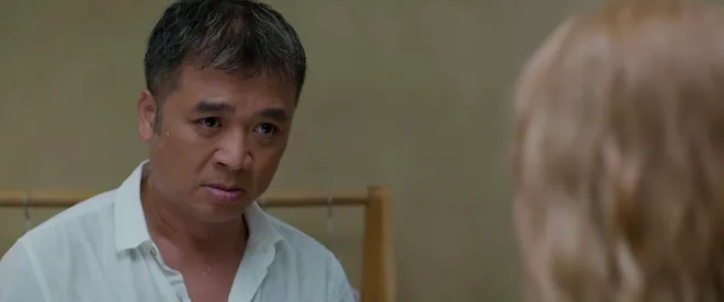 Gia đ&igrave;nh tr&aacute;i dấu - Tập 13: Bố tan n&aacute;t c&otilde;i l&ograve;ng ph&aacute;t hiện con g&aacute;i y&ecirc;u k&eacute;o vali đến ở với bạn trai- Ảnh 2.