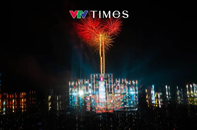 M&atilde;n nh&atilde;n với m&agrave;n ph&aacute;o hoa ch&agrave;o đ&oacute;n năm mới tại Nghệ An - Ảnh 10.