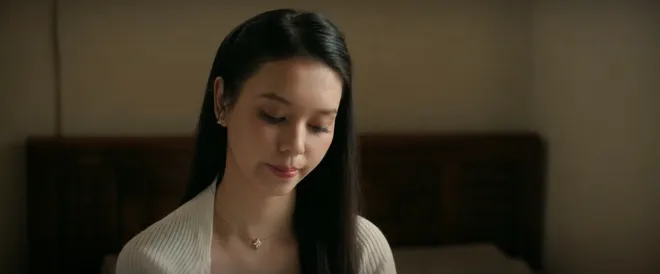 C&aacute;ch em 1 milimet - Tập 36: Biết nh&oacute;m Đại bản doanh b&aacute;m đu&ocirc;i, Hiếu cố t&igrave;nh cho Duy&ecirc;n hiện nguy&ecirc;n h&igrave;nh- Ảnh 1.