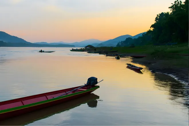 Đ&oacute;n năm mới kh&ocirc;ng vội v&atilde; ở L&agrave;o - Ảnh 15.