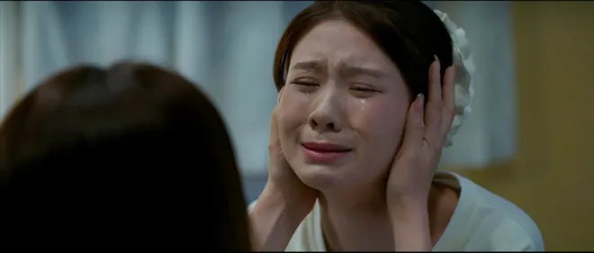 Gia đình trái dấu - Tập 17: Gia đình Dương đưa tên biến thái ra pháp luật- Ảnh 6. Gia đình trái dấu - Tập 17: Gia đình Dương đưa tên biến thái ra pháp luật- Ảnh 6.