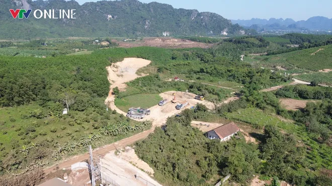 Ph&uacute; Thọ: Những quả đồi bị đ&agrave;o xới v&agrave; dấu hiệu khai th&aacute;c đất k&eacute;o d&agrave;i - Ảnh 6.