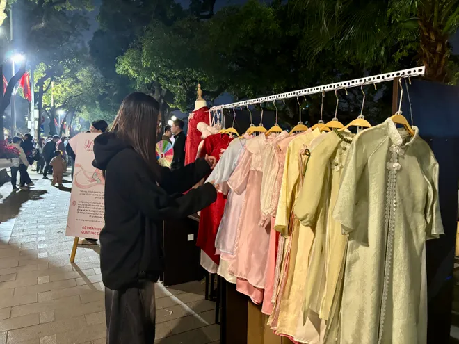 &ldquo;Tụ hội S&aacute;ng tạo&rdquo; mở đầu h&agrave;nh tr&igrave;nh Lễ hội Thiết kế S&aacute;ng tạo H&agrave; Nội 2026- Ảnh 6.