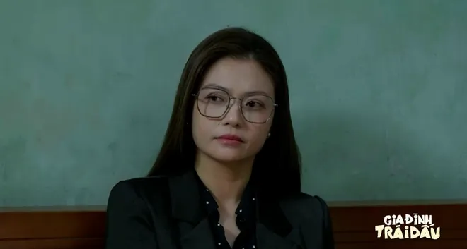 Gia đ&igrave;nh tr&aacute;i dấu - Tập 20: B&agrave; &Aacute;nh đi gặp con rơi của chồng - Ảnh 3.