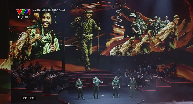 H&agrave;o h&ugrave;ng chương tr&igrave;nh h&ograve;a nhạc ch&iacute;nh luận nghệ thuật "M&atilde;i m&atilde;i niềm tin theo Đảng" - Ảnh 6.