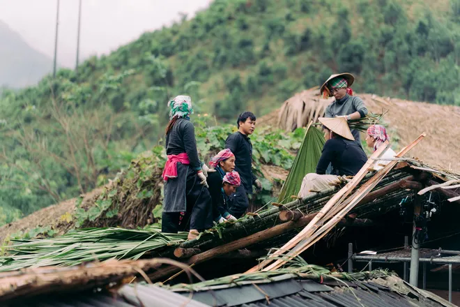 Gia đ&igrave;nh Haha - Tập 16: Ng&agrave;y trở về với bản Liền- Ảnh 5.
