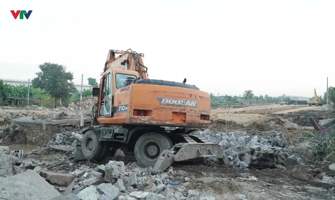 Quảng Y&ecirc;n (Quảng Ninh): Gỡ n&uacute;t thắt mặt bằng Dự &aacute;n đường ven s&ocirc;ng - Ảnh 3.