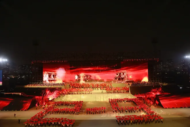 Dưới l&aacute; cờ vẻ vang của Đảng: H&agrave;o h&ugrave;ng bản h&ograve;a ca về niềm tự h&agrave;o d&acirc;n tộc - Ảnh 12.