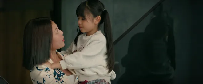 Cách em 1 milimet - Tập cuối: Kết thúc mở cho Hiếu và Tú, Viễn và Ngân không còn 1 milimet nào- Ảnh 2. Cách em 1 milimet - Tập cuối: Kết thúc mở cho Hiếu và Tú, Viễn và Ngân không còn 1 milimet nào- Ảnh 2.