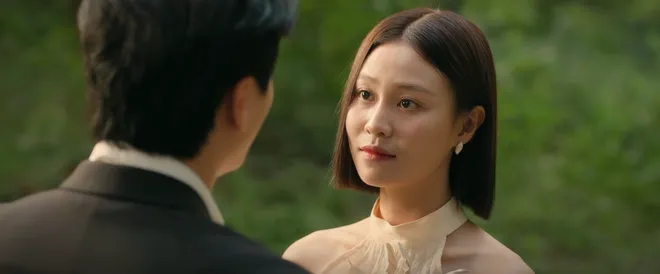 Cách em 1 milimet - Tập cuối: Kết thúc mở cho Hiếu và Tú, Viễn và Ngân không còn 1 milimet nào- Ảnh 19. Cách em 1 milimet - Tập cuối: Kết thúc mở cho Hiếu và Tú, Viễn và Ngân không còn 1 milimet nào- Ảnh 19.