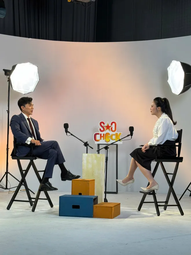 Sao Check ghi h&igrave;nh với nam ch&iacute;nh phim "Kh&ocirc;ng giới hạn" Steven Nguyễn - Ảnh 3.