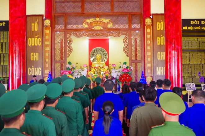 Tuổi trẻ TP Hồ Ch&iacute; Minh lan tỏa &ldquo;Nghĩa t&igrave;nh bi&ecirc;n giới&rdquo; dịp Tết - Ảnh 5.