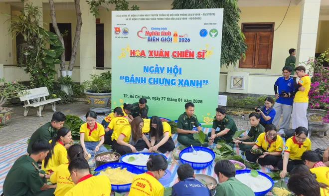 Tuổi trẻ TP Hồ Ch&iacute; Minh lan tỏa &ldquo;Nghĩa t&igrave;nh bi&ecirc;n giới&rdquo; dịp Tết - Ảnh 7.