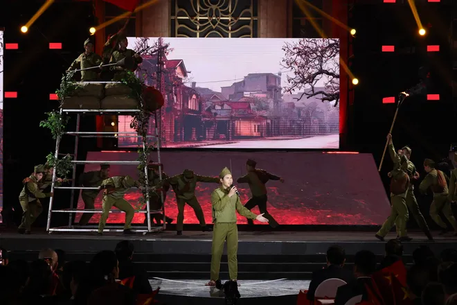 Cầu truyền h&igrave;nh &ldquo;Hai tay x&acirc;y dựng một sơn h&agrave;&rdquo;: X&uacute;c động v&agrave; tự h&agrave;o!- Ảnh 10.