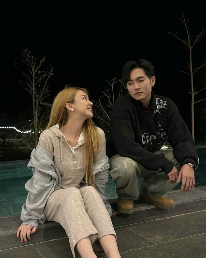 Gia đình trái dấu: Cặp đôi Đức - Vân khoe bộ ảnh cực tình tứ- Ảnh 8. Gia đình trái dấu: Cặp đôi Đức - Vân khoe bộ ảnh cực tình tứ- Ảnh 8.