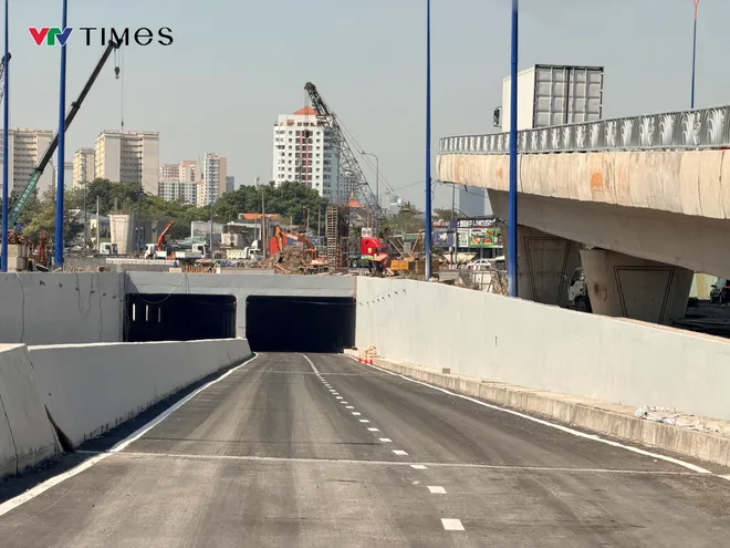 TP Hồ Ch&iacute; Minh: Th&ocirc;ng xe hầm chui An Ph&uacute;, giảm &ugrave;n tắc cửa ng&otilde; ph&iacute;a đ&ocirc;ng- Ảnh 3.