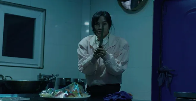 Kh&ocirc;ng giới hạn - Tập 3: Ki&ecirc;n từ chối phũ ph&agrave;ng Lam Anh, Linh gặp nguy hiểm - Ảnh 11.