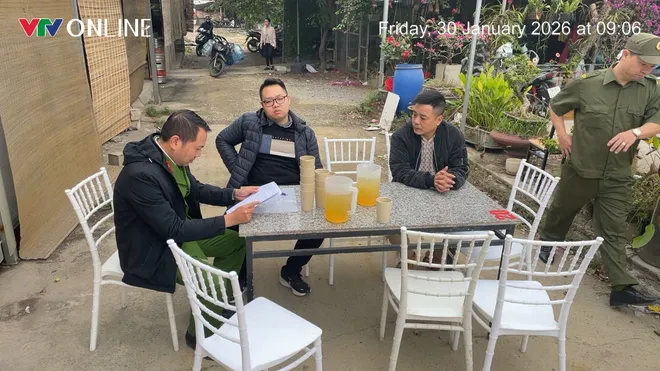 H&agrave; Nội: Phường Vĩnh Hưng cưỡng chế b&atilde;i tr&ocirc;ng giữ xe kh&ocirc;ng ph&eacute;p tr&ecirc;n đất n&ocirc;ng nghiệp - Ảnh 6.