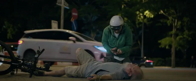 Đồng hồ đếm ngược - Tập 3: Th&agrave;nh l&aacute;i xe g&acirc;y tai nạn giao th&ocirc;ng, bị bạn th&acirc;n v&agrave; người y&ecirc;u cắm sừng- Ảnh 14.