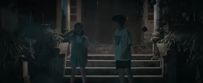 Đồng hồ đếm ngược: C&ocirc; h&agrave;ng x&oacute;m b&iacute; ẩn v&agrave; tr&ograve; nghịch dại của Th&agrave;nh trong qu&aacute; khứ - Ảnh 7.