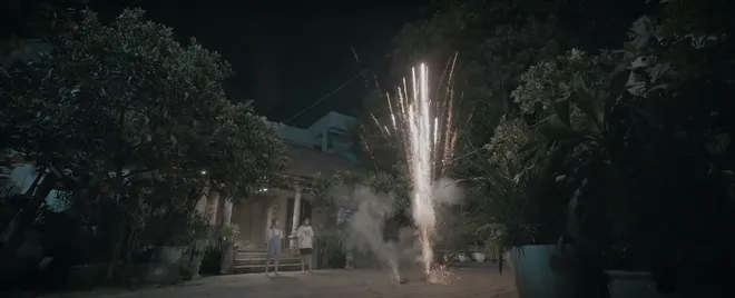 Đồng hồ đếm ngược: C&ocirc; h&agrave;ng x&oacute;m b&iacute; ẩn v&agrave; tr&ograve; nghịch dại của Th&agrave;nh trong qu&aacute; khứ - Ảnh 8.