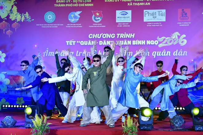 Ấm &aacute;p Tết Qu&acirc;n D&acirc;n tại x&atilde; đảo Thạnh An - Ảnh 9.