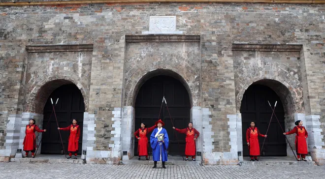 T&aacute;i hiện Tết cung đ&igrave;nh xưa v&agrave; đường hoa "B&igrave;nh minh kh&aacute;t vọng" tại Ho&agrave;ng th&agrave;nh Thăng Long- Ảnh 1.