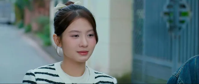 Gia đ&igrave;nh tr&aacute;i dấu - Tập 32: X&uacute;c động cảnh b&agrave; &Aacute;nh ch&iacute;nh thức coi con ri&ecirc;ng của chồng l&agrave; con m&igrave;nh - Ảnh 6.