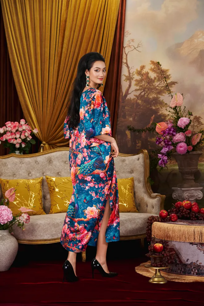 "Phồn hoa" của NTK Vũ Tường Vi v&agrave; c&acirc;u chuyện thời trang đi c&ugrave;ng thời gian - Ảnh 7.