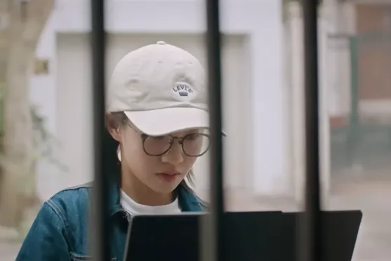 Đồng hồ đếm ngược - Tập 5: H&agrave;nh tung c&ocirc; h&agrave;ng x&oacute;m của Th&agrave;nh "ngẫn" ng&agrave;y c&agrave;ng b&iacute; ẩn - Ảnh 4.