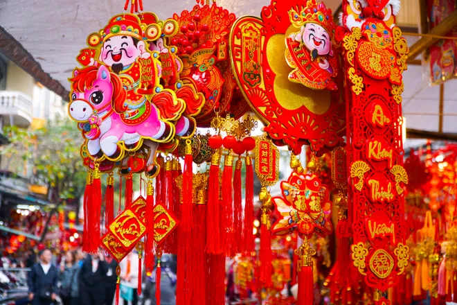 Phố phường Thủ đ&ocirc; ngập tr&agrave;n sắc xu&acirc;n  - Ảnh 19.