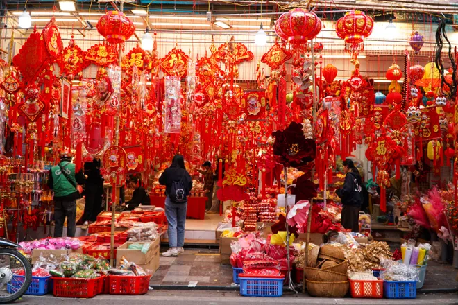 Phố phường Thủ đ&ocirc; ngập tr&agrave;n sắc xu&acirc;n  - Ảnh 16.