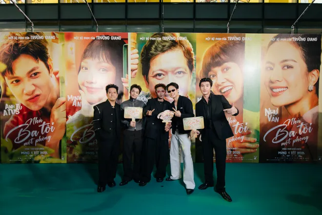 Nh&atilde; Phương lộ diện sau khi sinh con thứ 3, c&ugrave;ng Trường Giang ra mắt phim Tết - Ảnh 3.