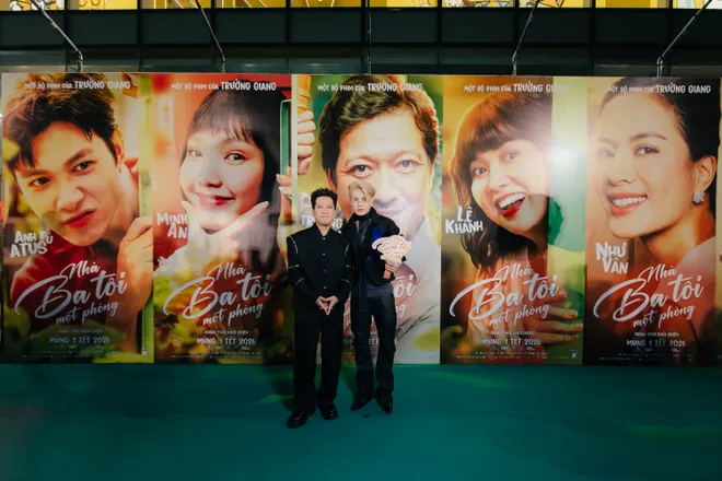 Nh&atilde; Phương lộ diện sau khi sinh con thứ 3, c&ugrave;ng Trường Giang ra mắt phim Tết - Ảnh 4.