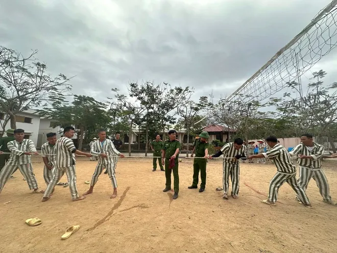 Tết ấm với nhiều phạm nh&acirc;n ở TP Hồ Ch&iacute; Minh - Ảnh 3.