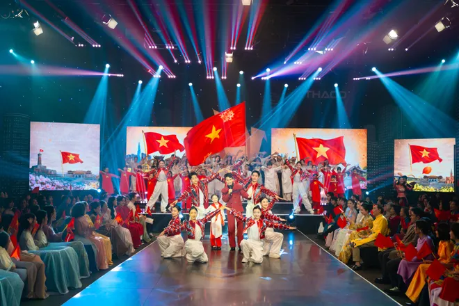 Gala Việc tử tế Tết 2026: M&atilde;i l&agrave; người Việt Nam - Ảnh 17.