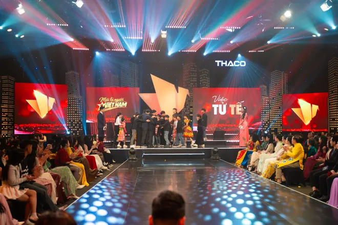 Gala Việc tử tế Tết 2026: M&atilde;i l&agrave; người Việt Nam - Ảnh 7.