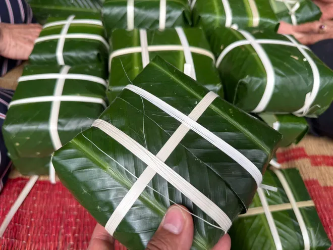 Giữ một nhịp chậm giữa Tết hối hả: Chuyện b&ecirc;n bếp b&aacute;nh chưng  - Ảnh 6.